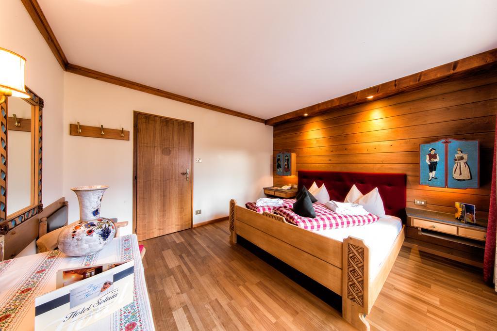 Solaia Hotel & Guesthouse Castelrotto Ngoại thất bức ảnh
